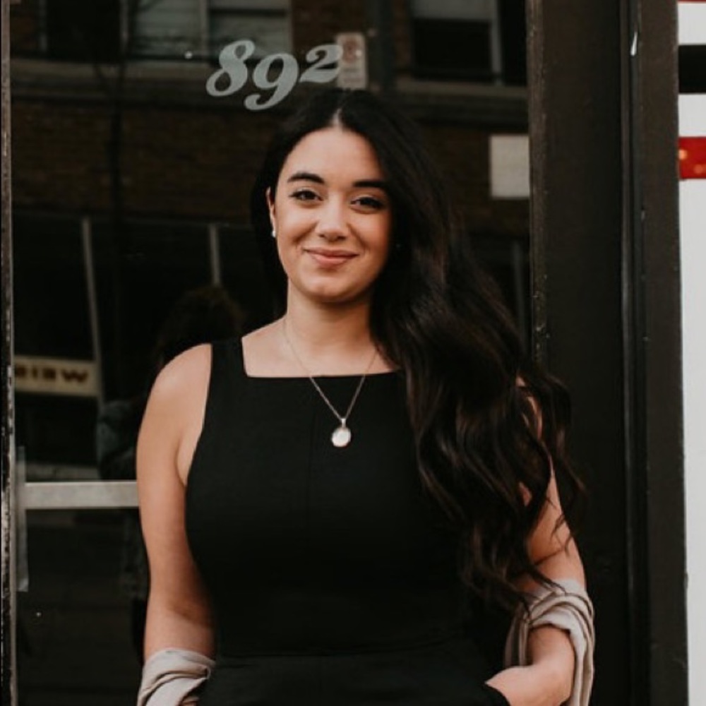 Meet your Posher, Charline